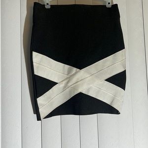 24- Wow Couture World of Women Black/White skirt